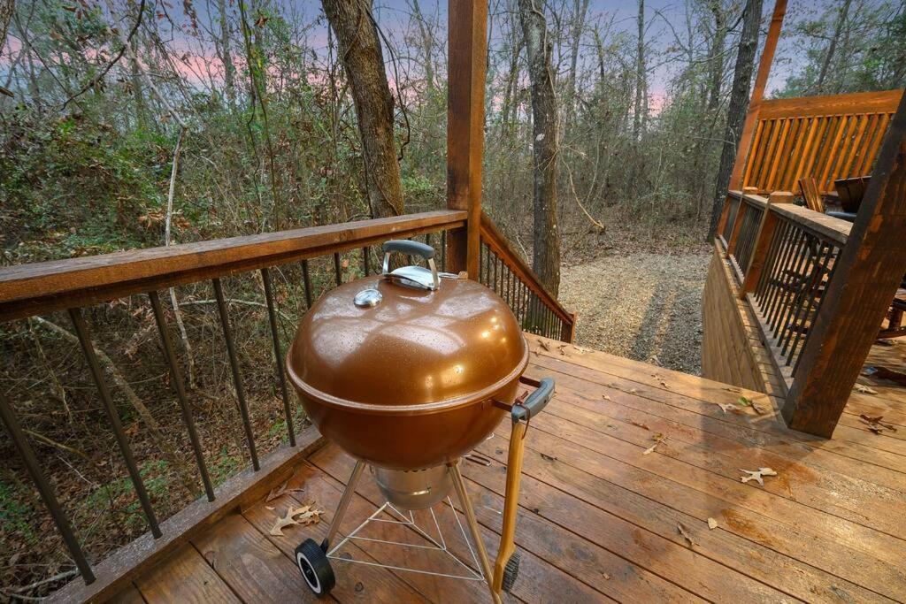 Diamond Cabin W/ Jet Shower & Secluded Back Deck! Broken Bow Exterior photo