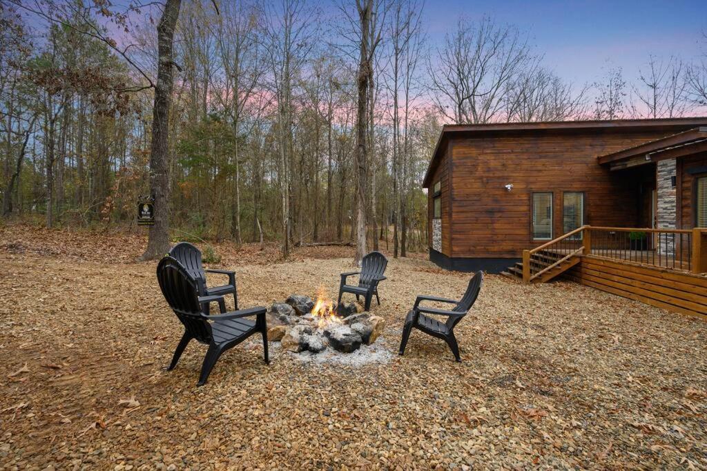 Diamond Cabin W/ Jet Shower & Secluded Back Deck! Broken Bow Exterior photo